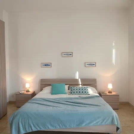 Apartment Casa Di Lo' *