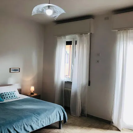 Casa Di Lo' Apartment *